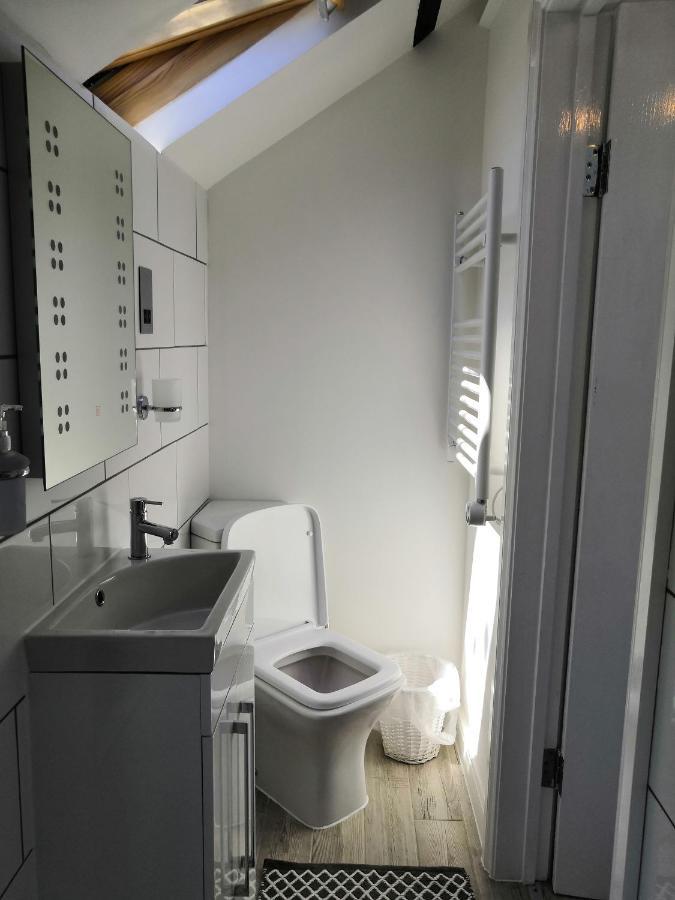 Captivating Isolde Cottage With Pool Near St Ives Camborne Exteriör bild